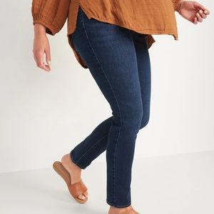 Old Navy Maternity Skinny Jeans